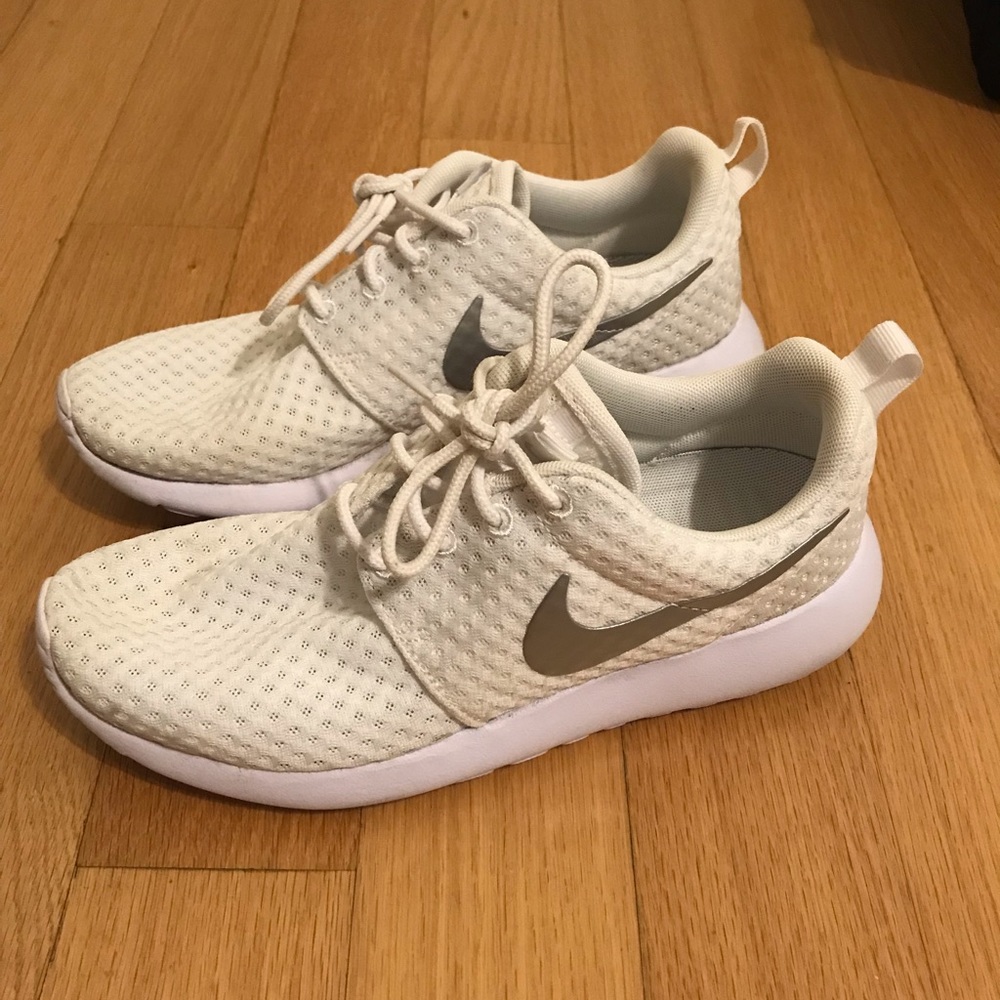 Nike Roshes